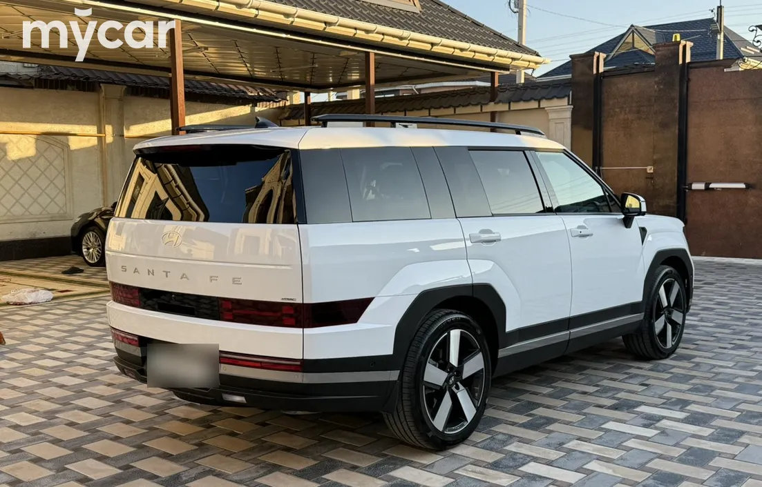 Hyundai Santa Fe 2025