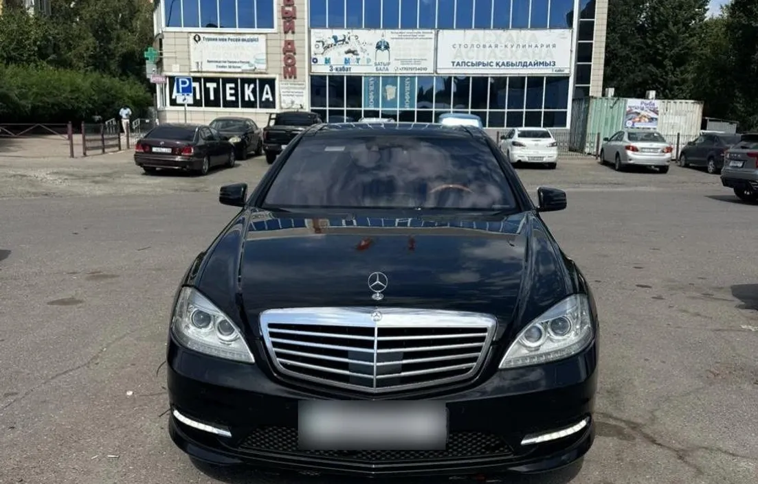 Mercedes-Benz S-Класс 2012