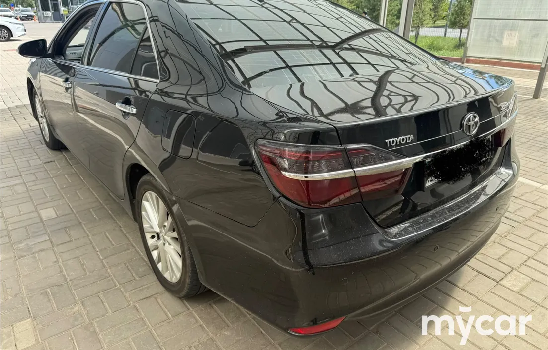 Toyota Camry 2015