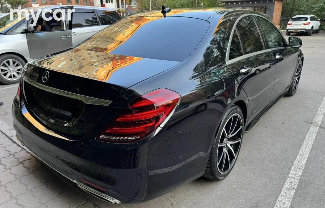 Mercedes-Benz S-Класс 2018