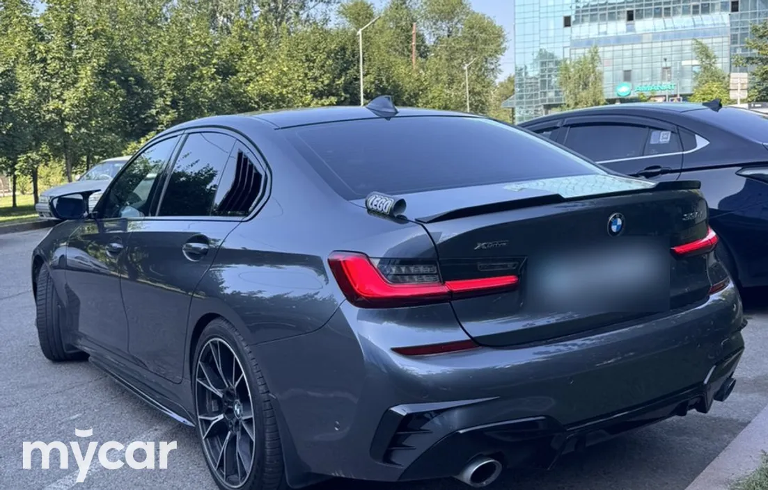 BMW 3 серия 2021
