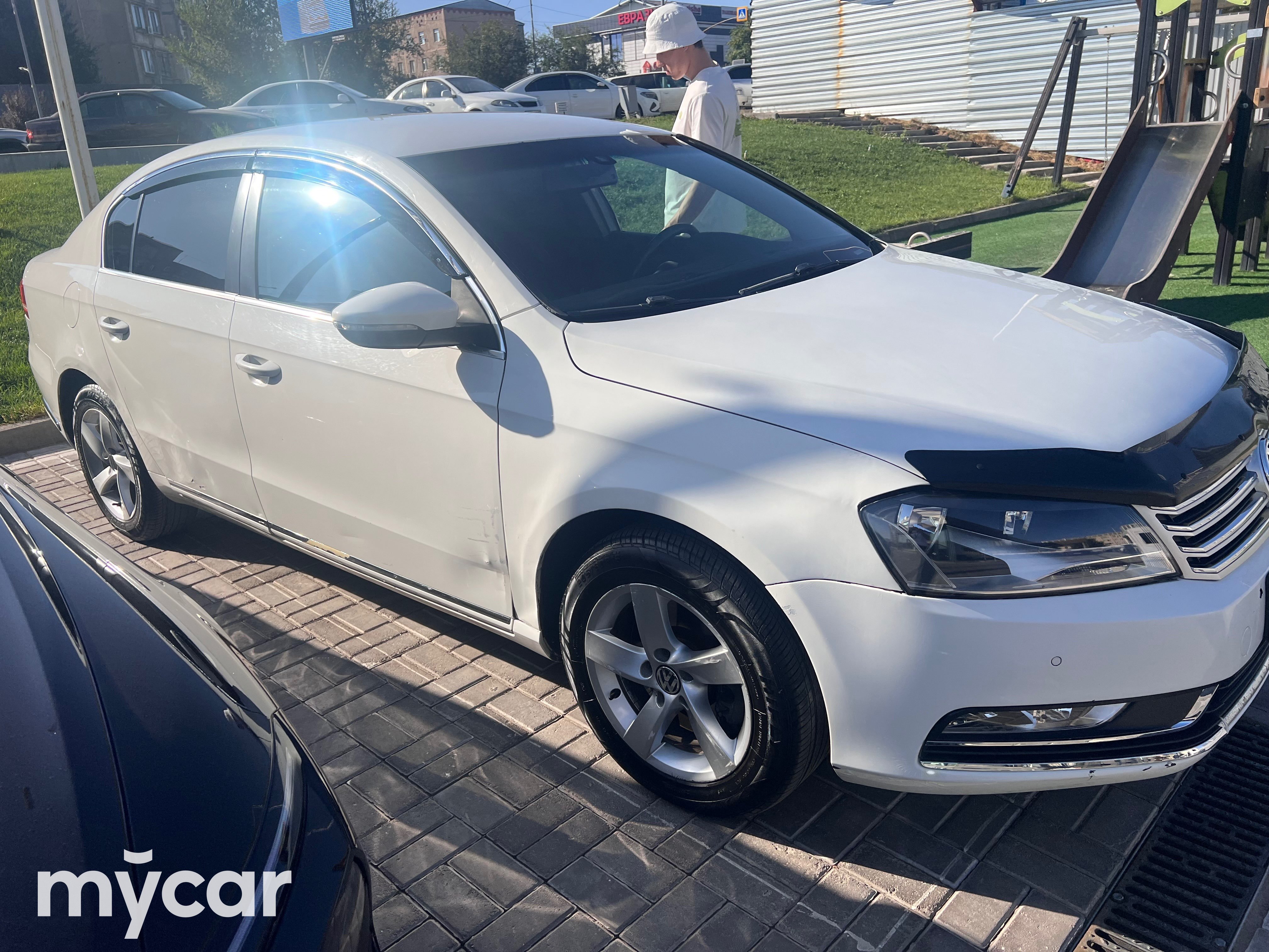 Volkswagen Passat 2011