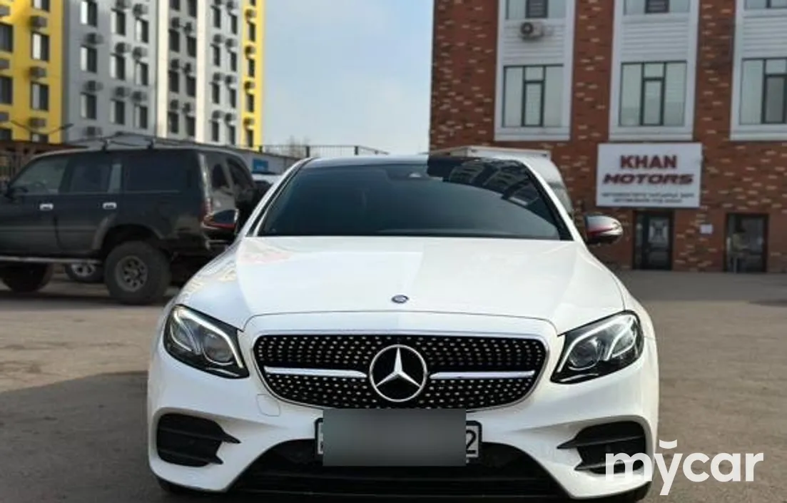 Mercedes-Benz E-Класс 2016