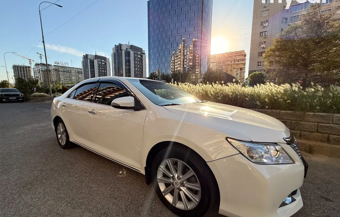 Toyota Camry 2012