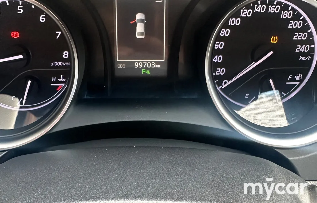Toyota Camry 2019