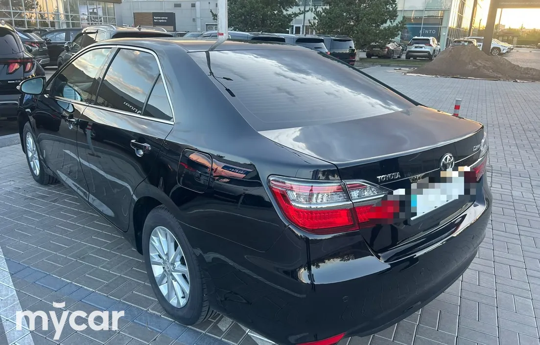Toyota Camry 2015