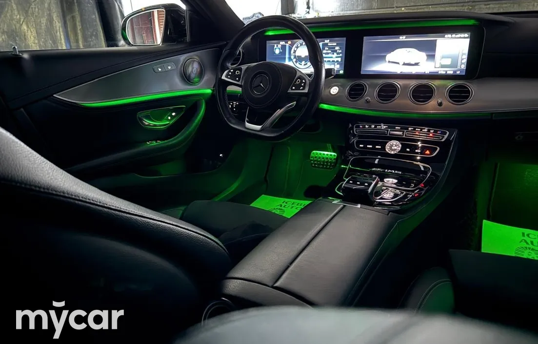 Mercedes-Benz E-Класс 2016