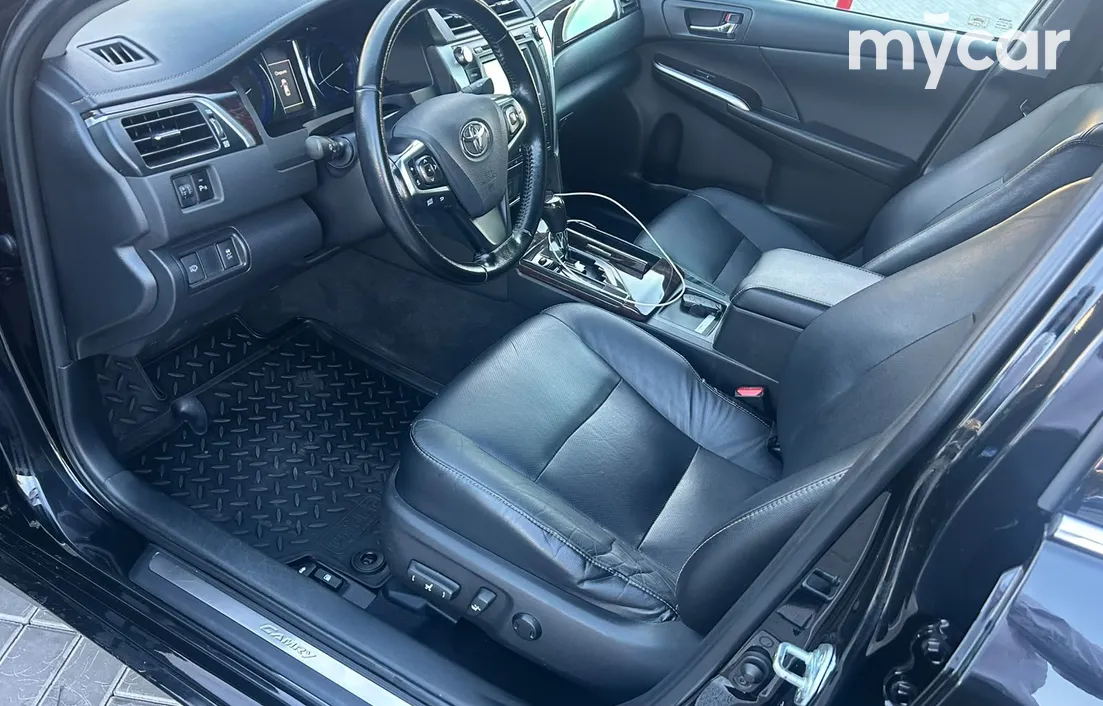 Toyota Camry 2015