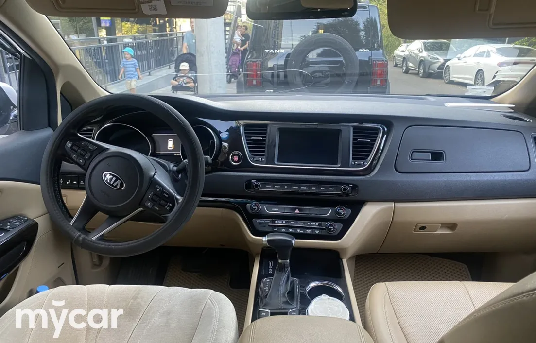 Kia Carnival 2020