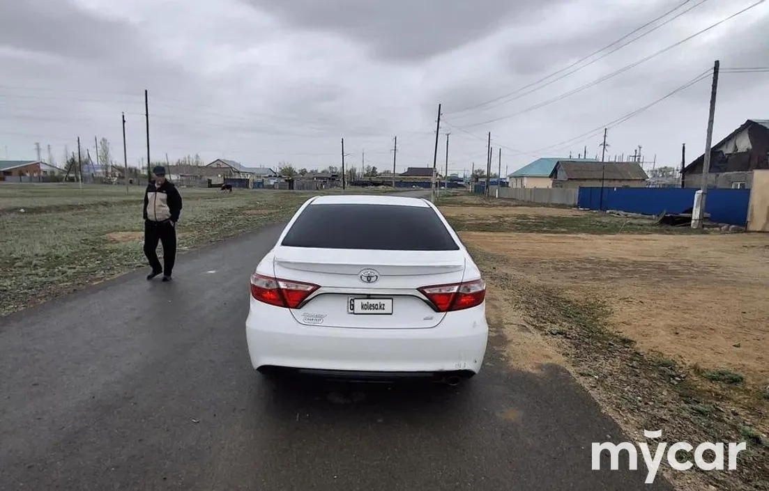 Toyota Camry 2015