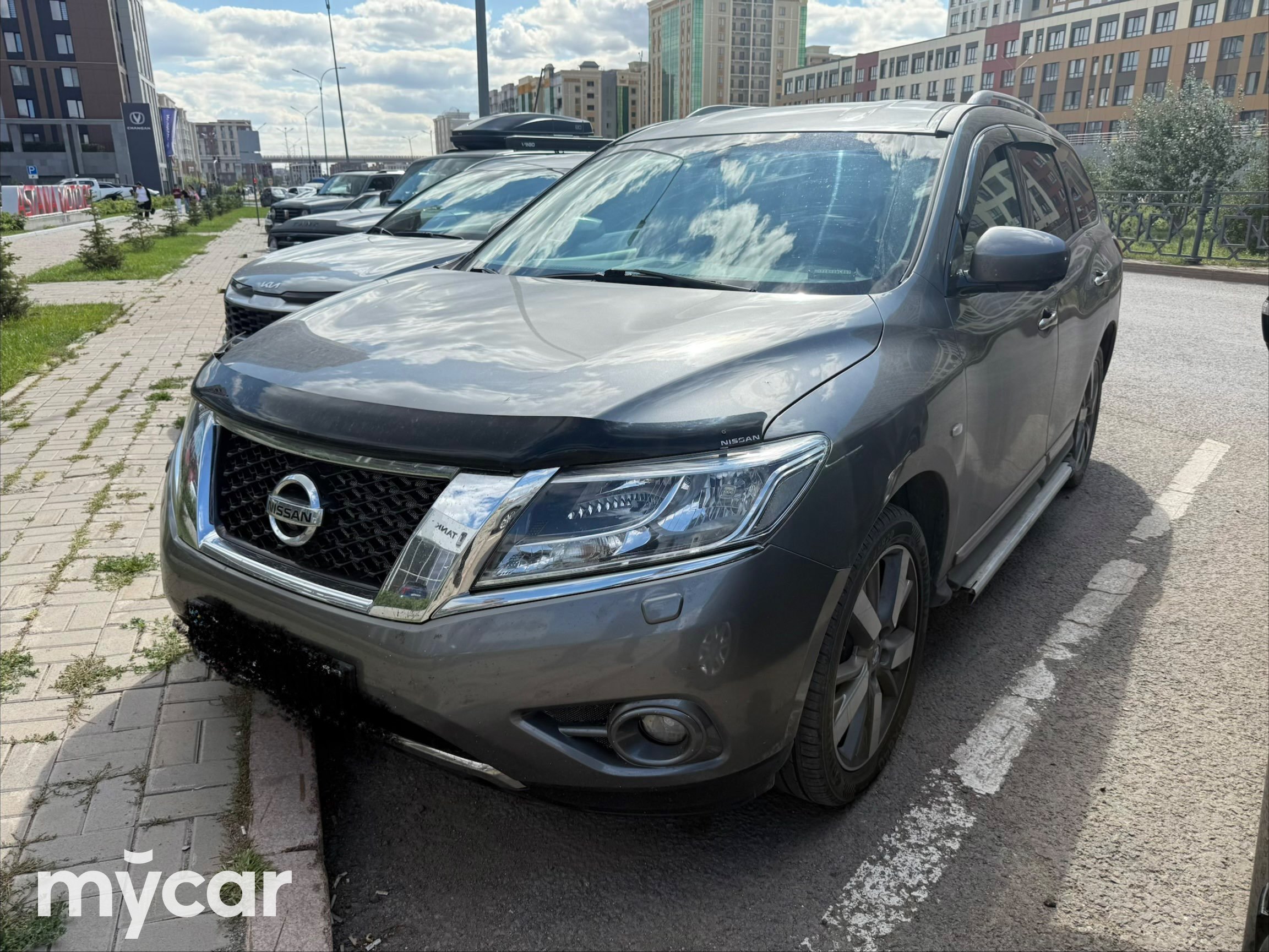 Nissan Pathfinder 2014