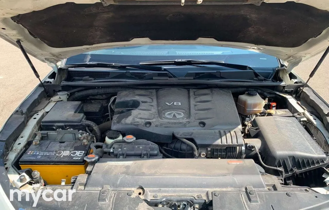 Infiniti QX56 2011