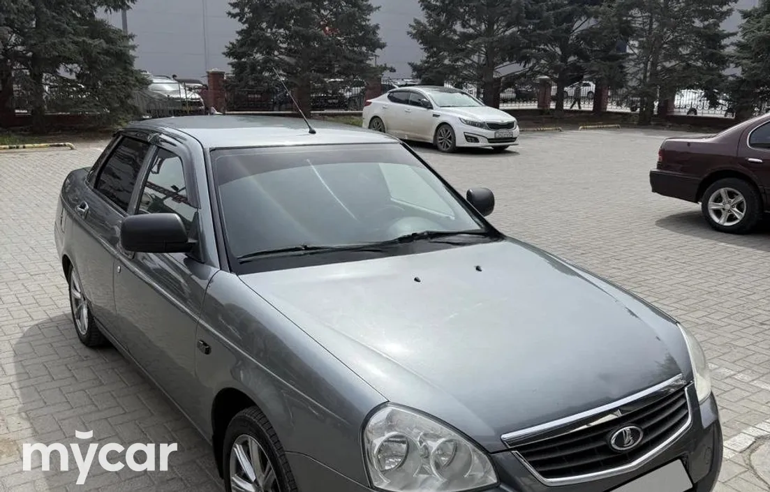 LADA Priora 2013