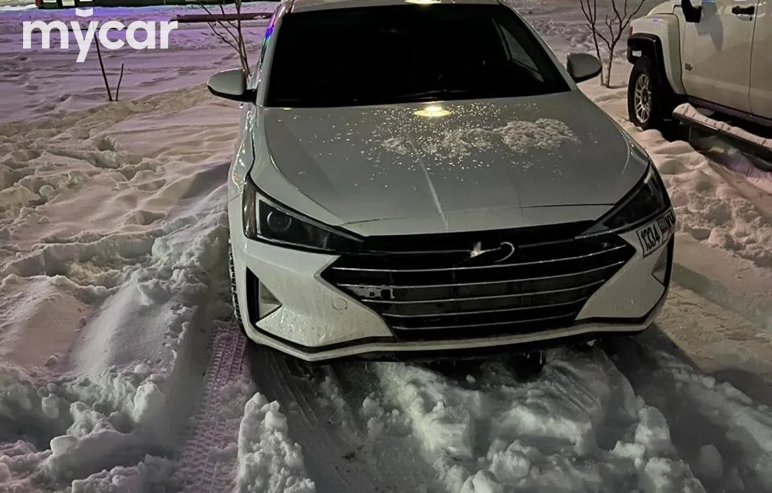 Hyundai Elantra 2019