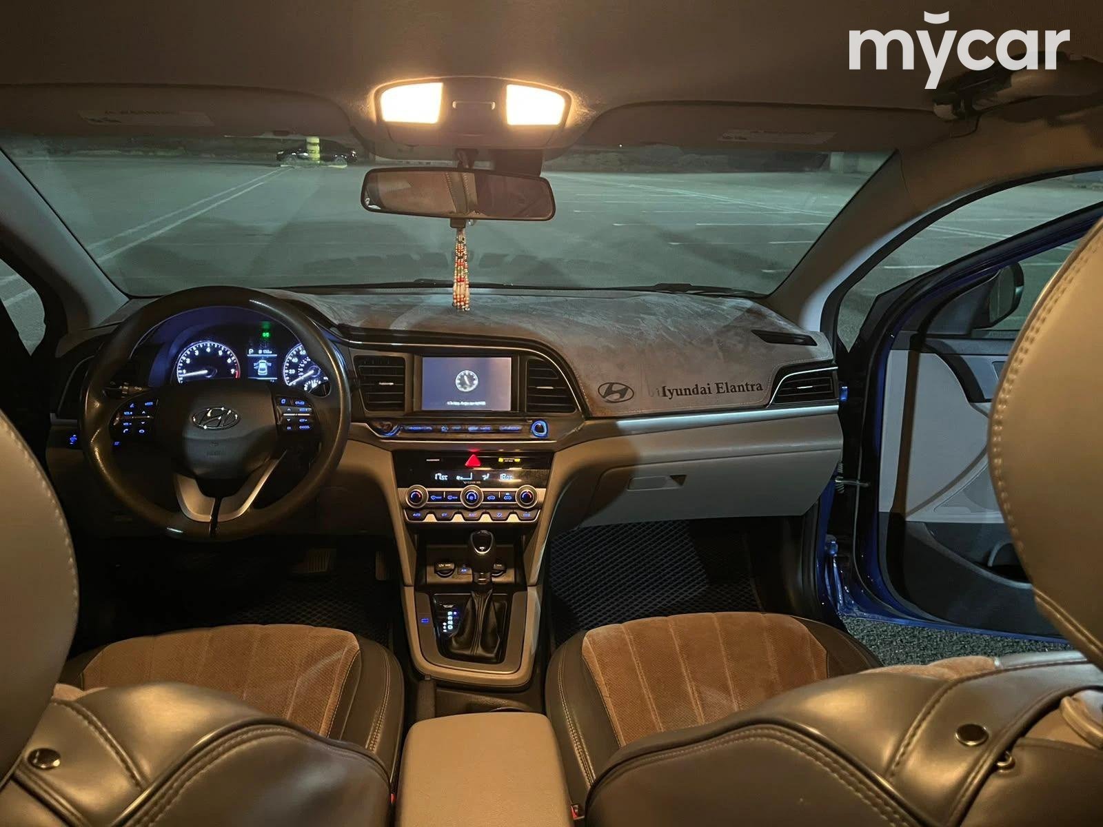 Hyundai Elantra 2019