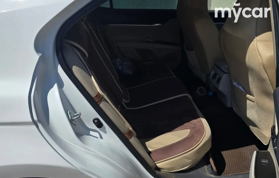 Toyota Camry 2022