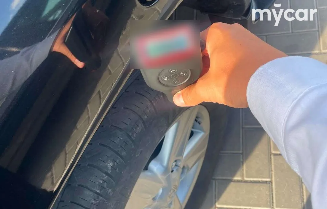 Lexus LX 2000