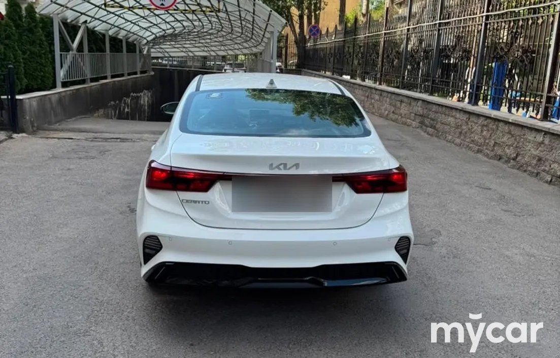 Kia Cerato 2025