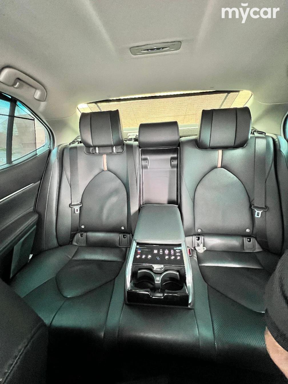 Toyota Camry 2020