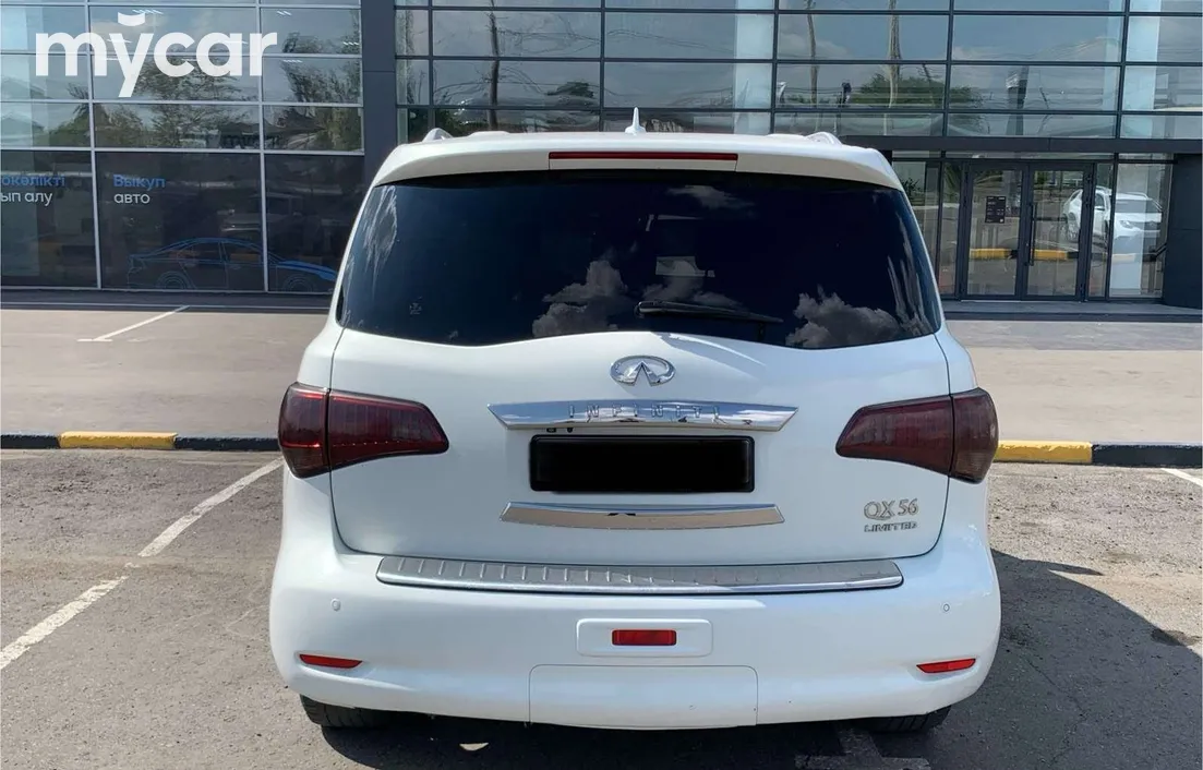 Infiniti QX56 2011