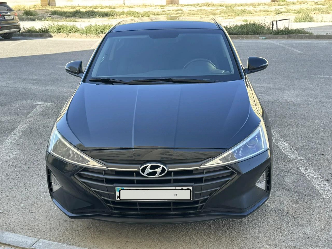Hyundai Elantra 2019