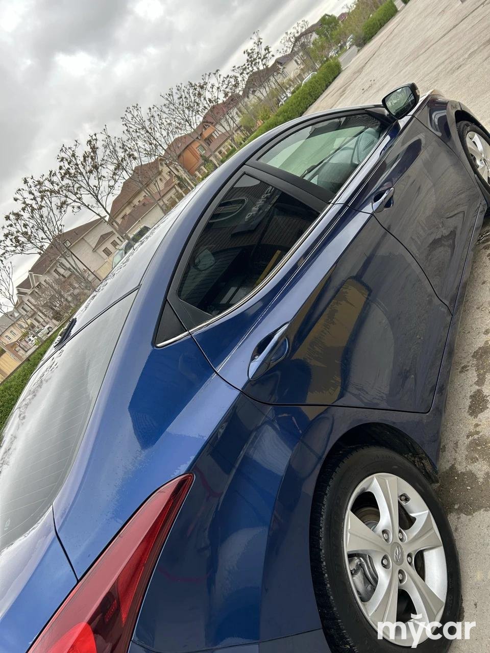 Hyundai Elantra 2015