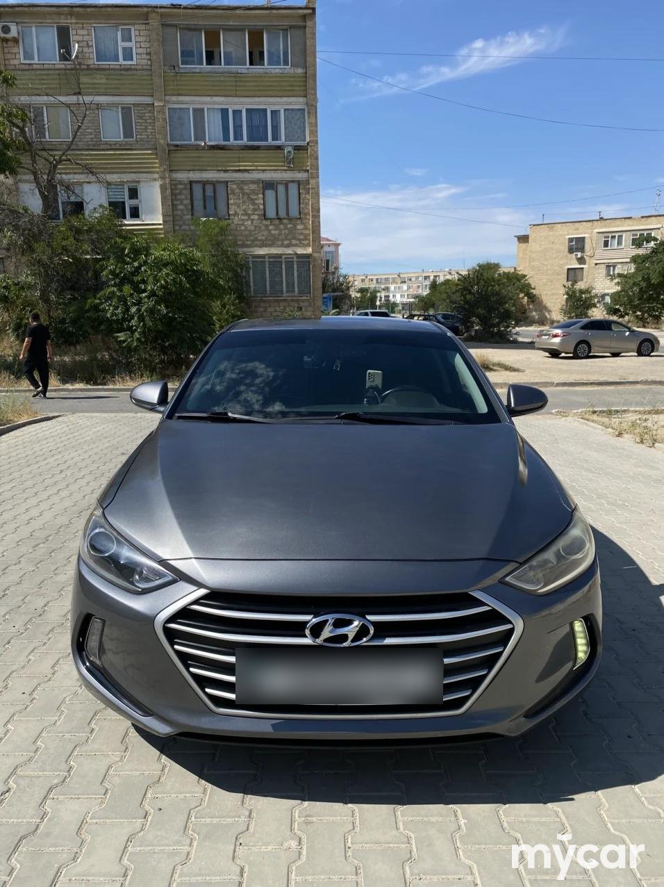 Hyundai Elantra 2018