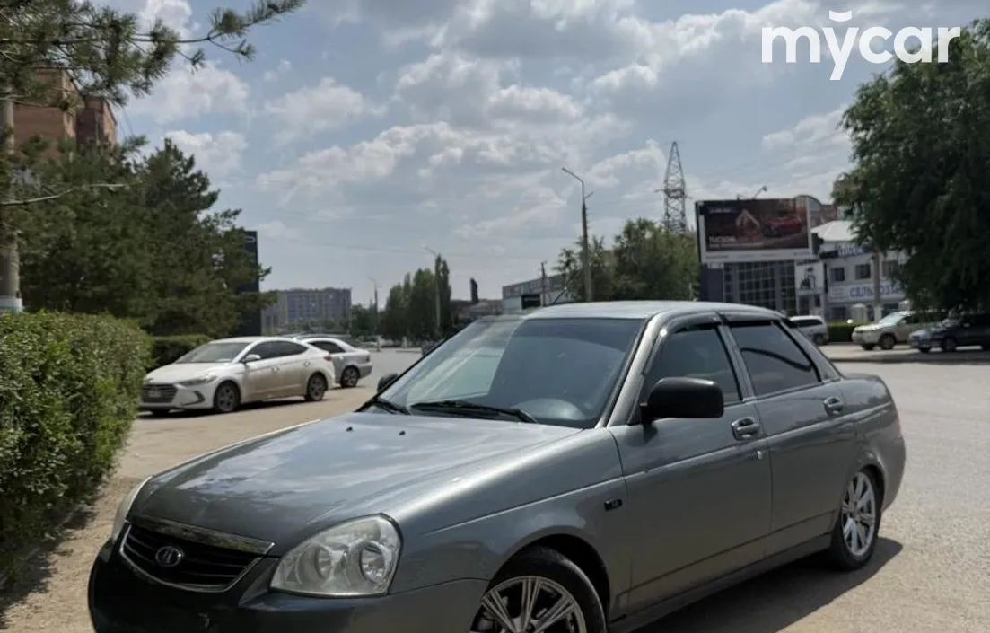 LADA Priora 2013