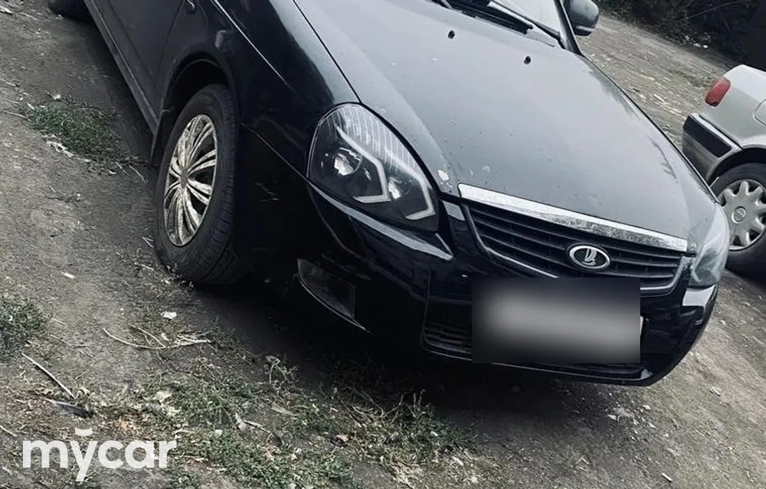 LADA Priora 2013