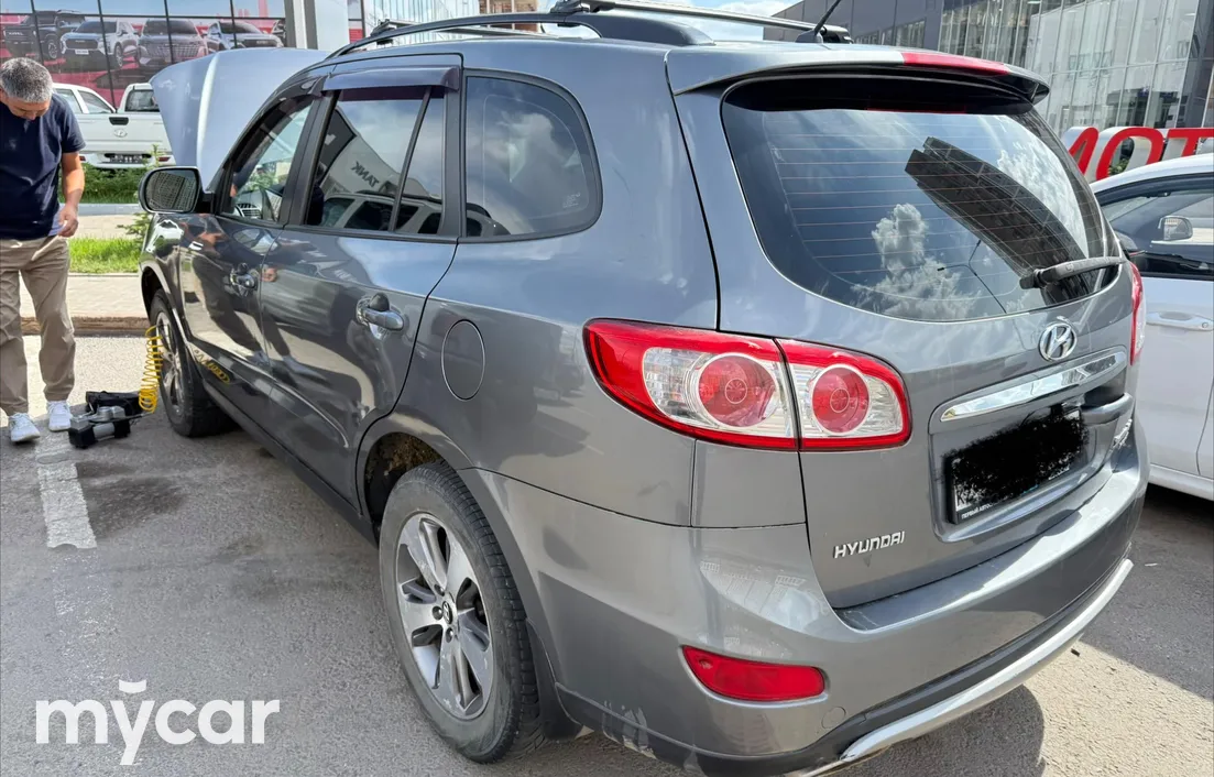 Hyundai Santa Fe 2011