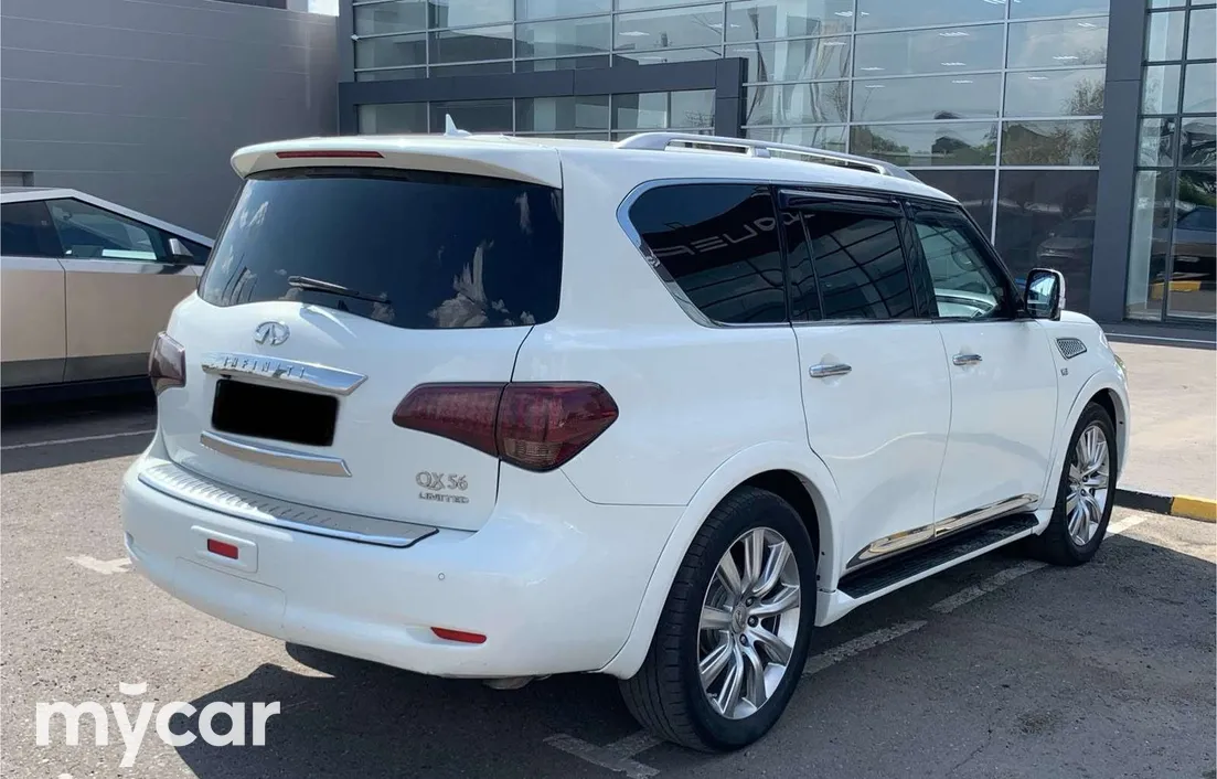 Infiniti QX56 2011