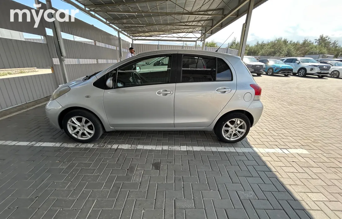 Toyota Yaris 2011