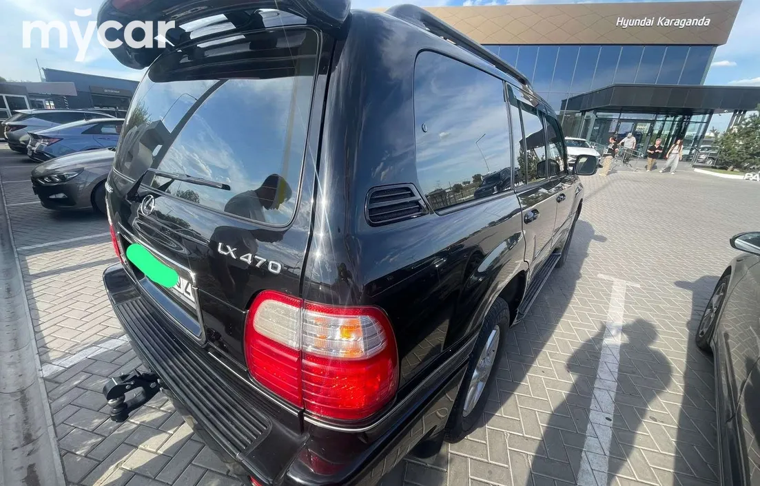 Lexus LX 2000