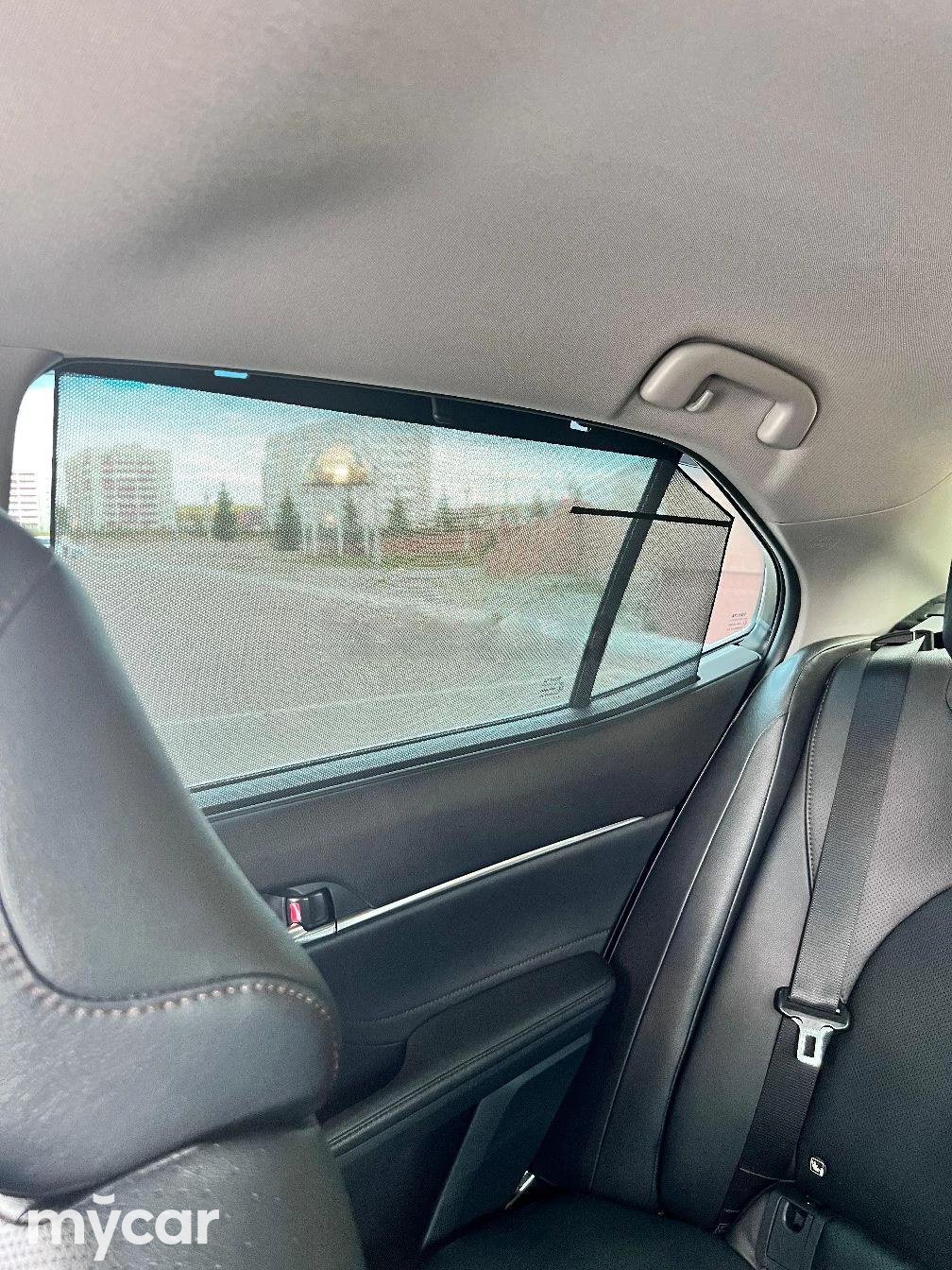 Toyota Camry 2020