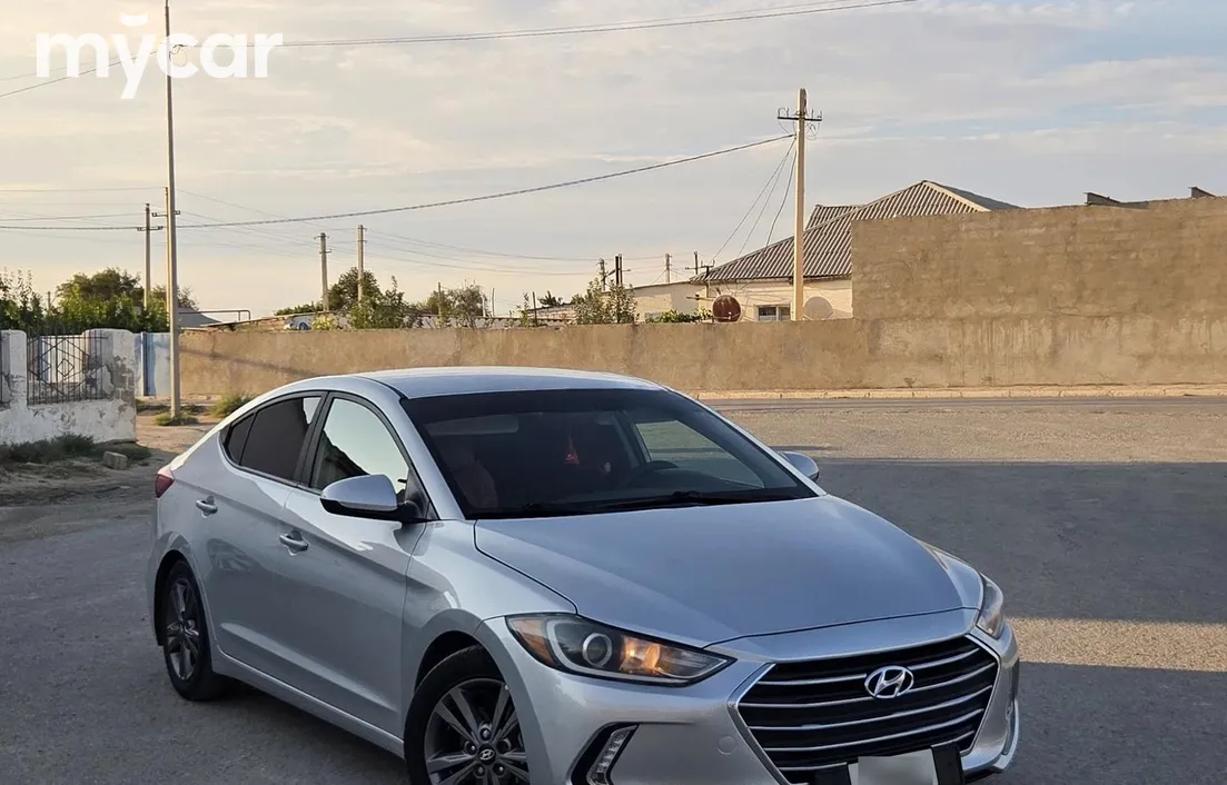 Hyundai Elantra 2017