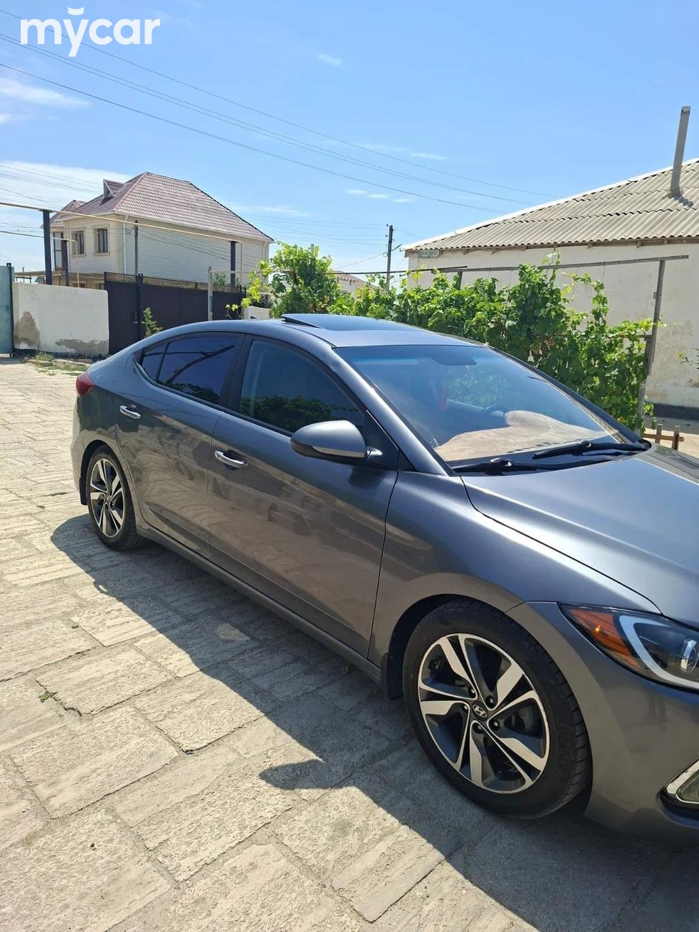 Hyundai Elantra 2018