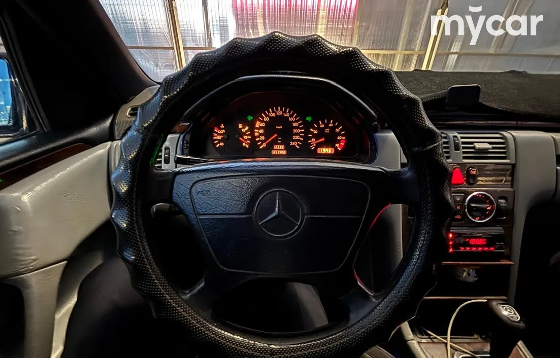Mercedes-Benz E-Класс 1996