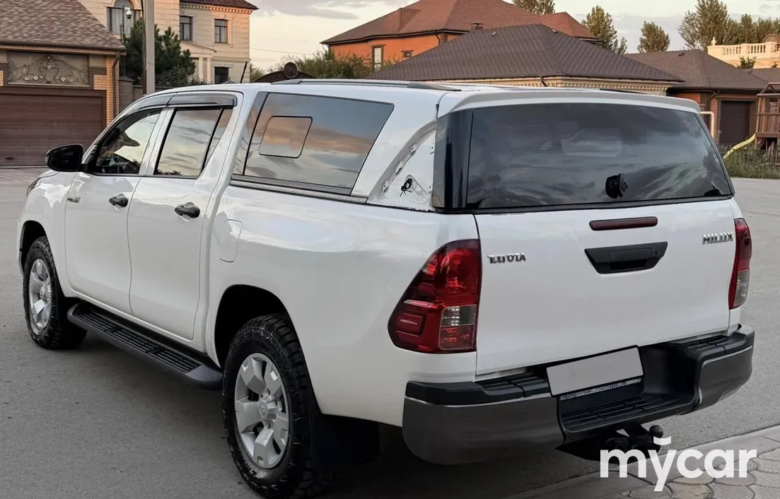 Toyota Hilux 2021