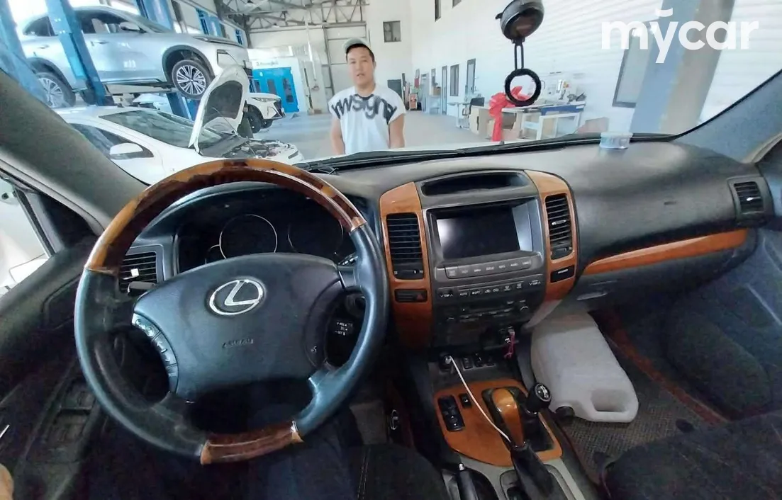 Lexus GX 2004