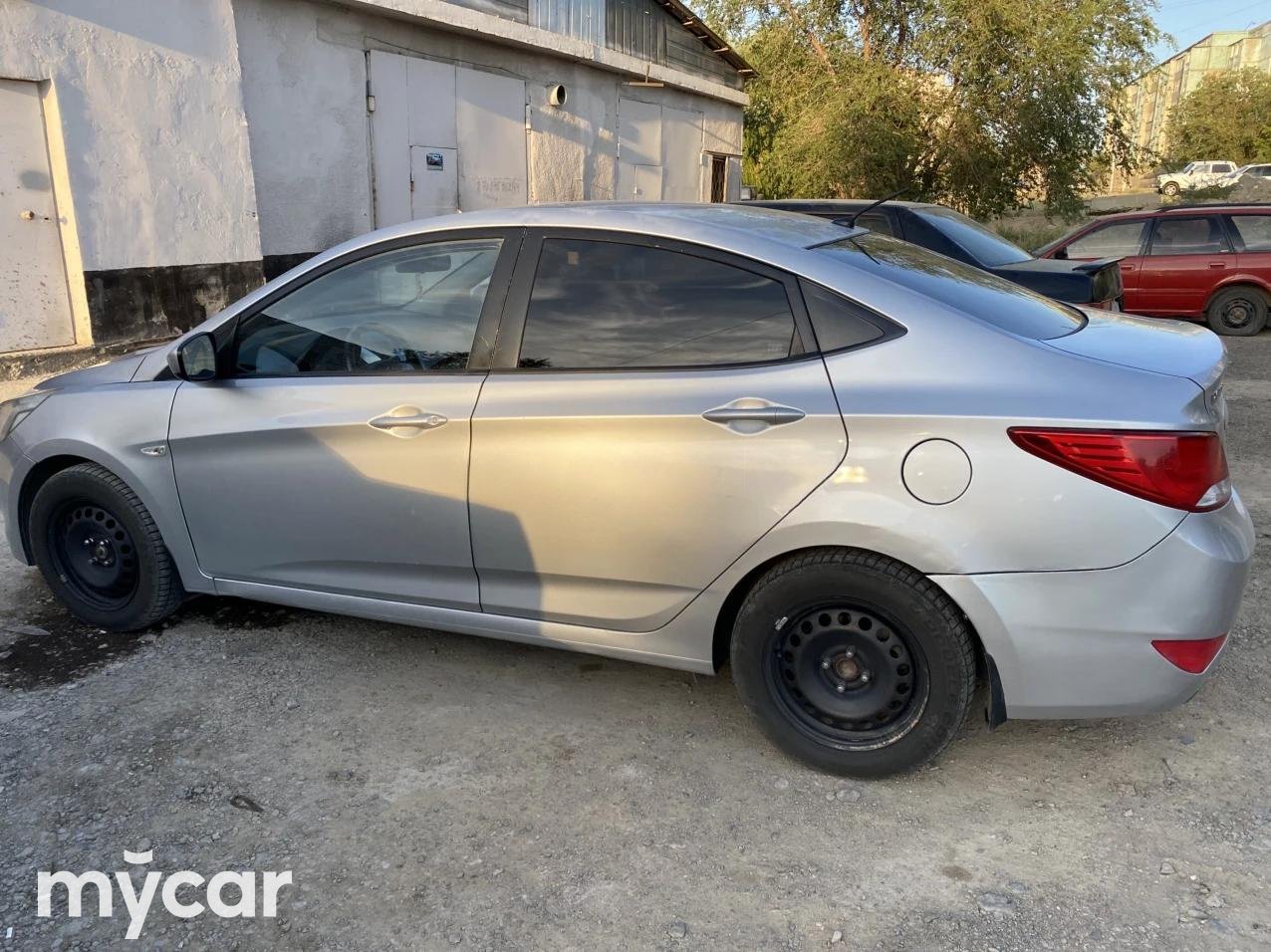 Hyundai Accent 2014