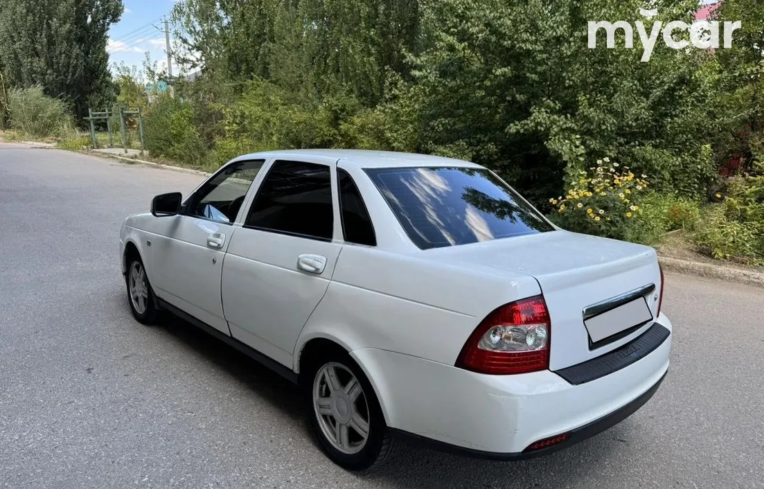 LADA Priora 2013
