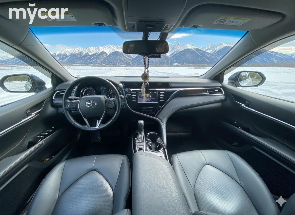 Toyota Camry 2021