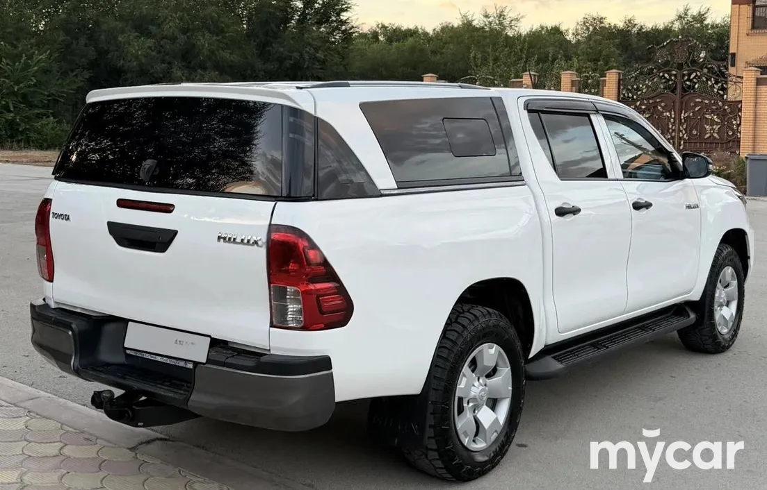 Toyota Hilux 2021