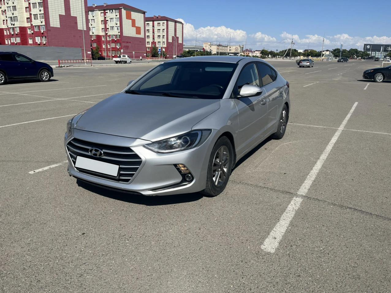 Hyundai Elantra 2018