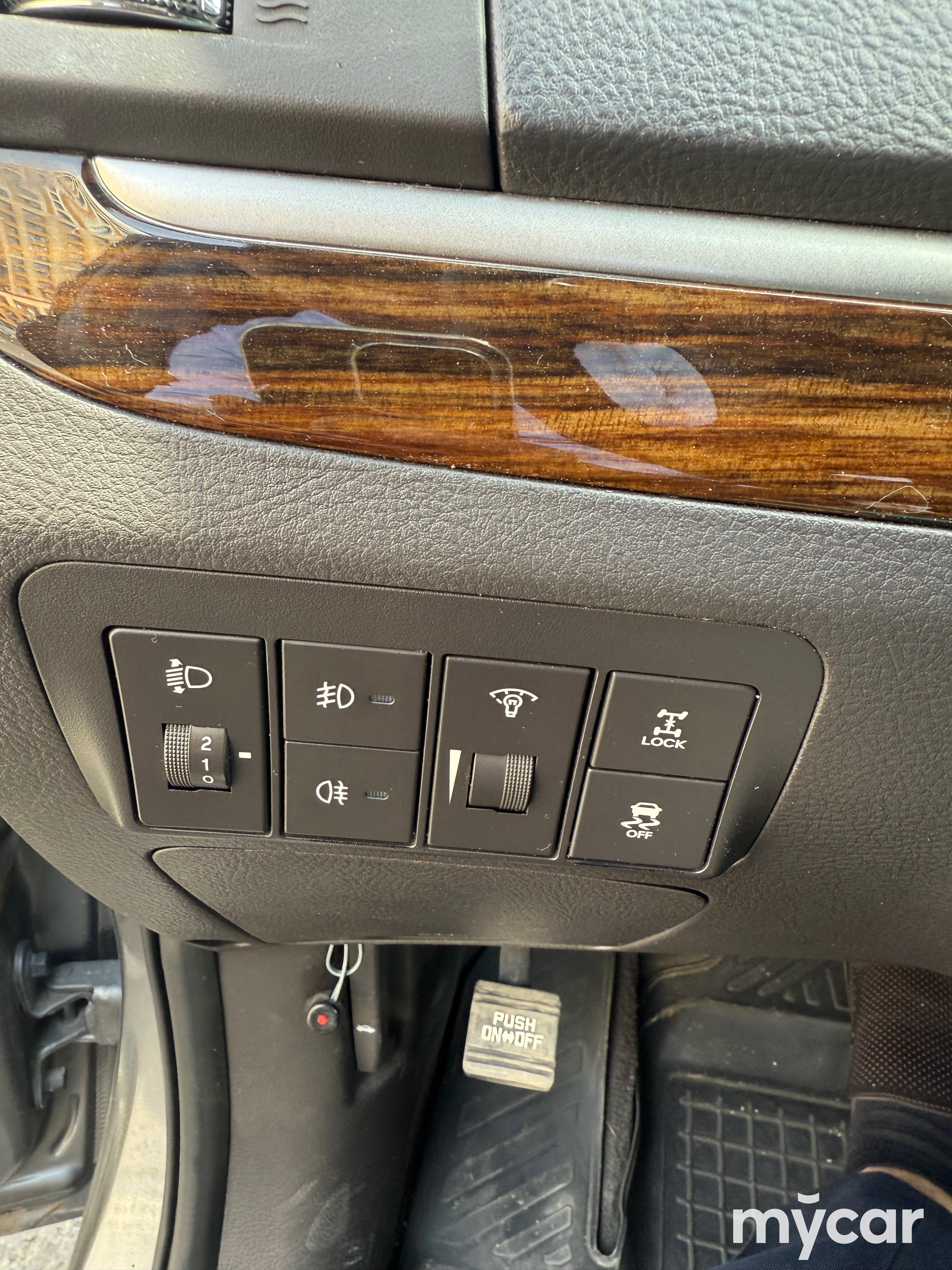 Hyundai Santa Fe 2011