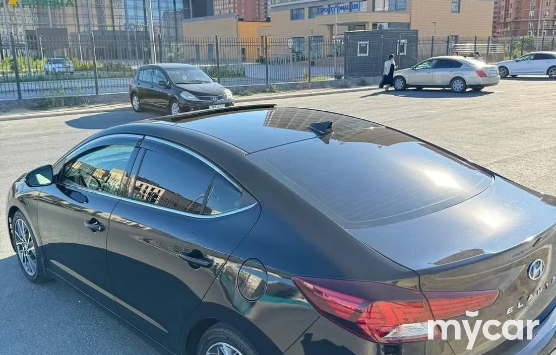 Hyundai Elantra 2019