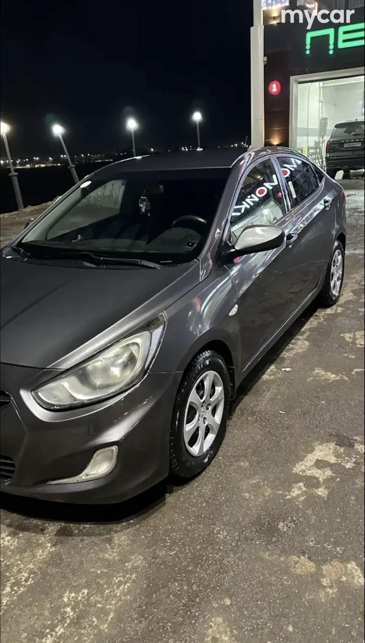 Hyundai Accent 2014