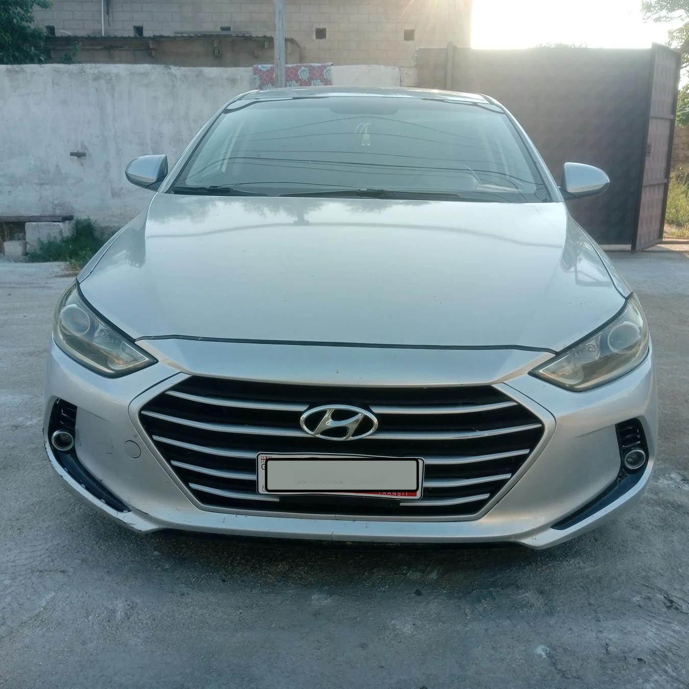 Hyundai Elantra 2017