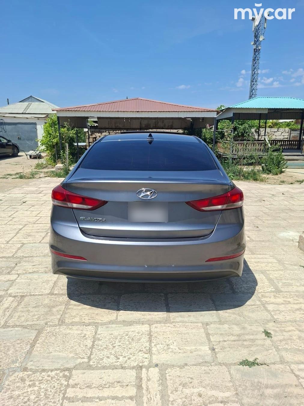 Hyundai Elantra 2018