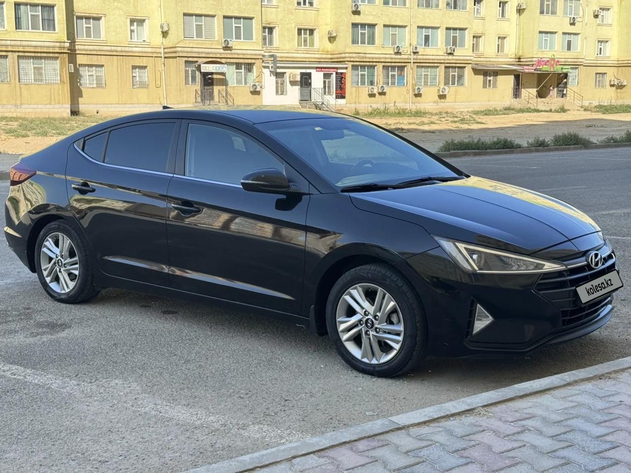 Hyundai Elantra 2019